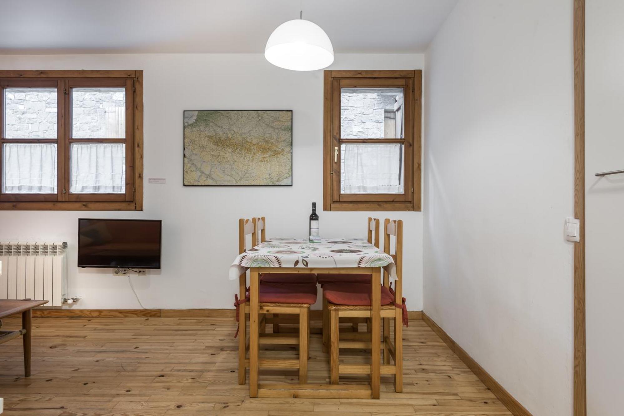 בנאסקה Apartamento La Benasquita מראה חיצוני תמונה