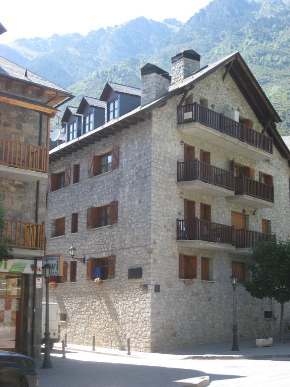 בנאסקה Apartamento La Benasquita מראה חיצוני תמונה